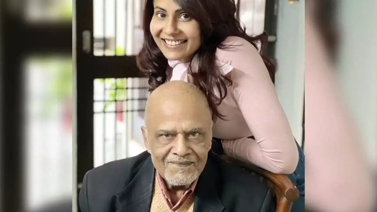 Chhavi Mittals father passes away; actress pens an emotional farewell note Chhavi Mittals father passes away; actress pens an emotional farewell note