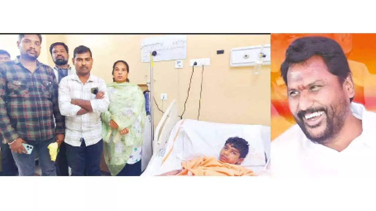 Minister shows humane side of his personality: Adluri Laxman takes special care of boy injured by lightning