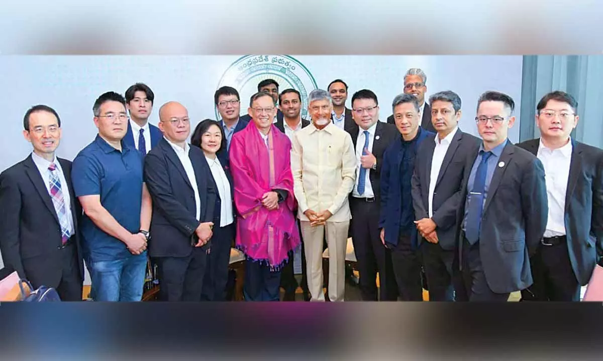 AP eyes Rs. 10L-cr investments AP eyes Rs. 10L-cr investments