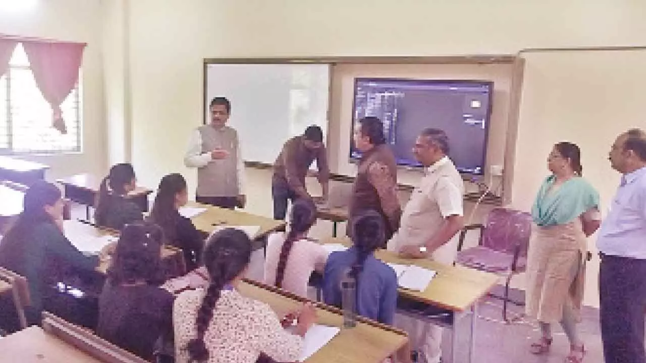 OU VC conducts surprise inspection OU VC conducts surprise inspection