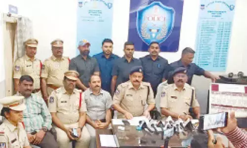 Fake currency racket busted in Mehdipatnam