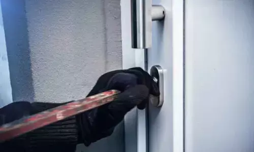 Techies house burgled in Rajendranagar