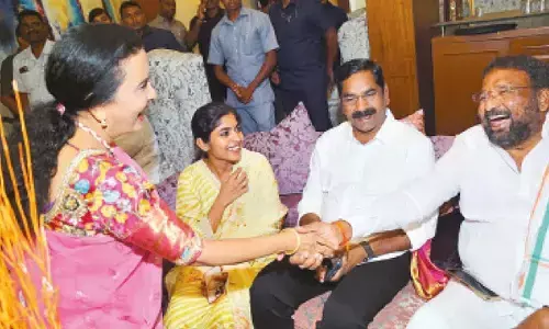 Yasaswini, Jhansi played a key role in JH polls: Cong leaders