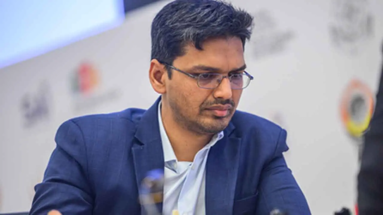 FIDE World Cup: Harikrishna goes down in round 5 tiebreak; India’s hope rests on Arjun Erigaisi FIDE World Cup: Harikrishna goes down in round 5 tiebreak; India’s hope rests on Arjun Erigaisi