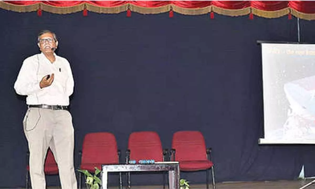 Students exhorted to join space sector Students exhorted to join space sector