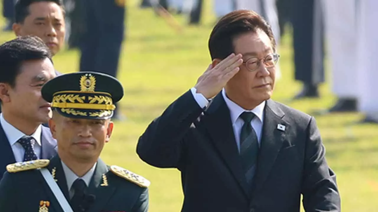 South Korea vows to minimise barriers for companies in meeting with biz leaders South Korea vows to minimise barriers for companies in meeting with biz leaders