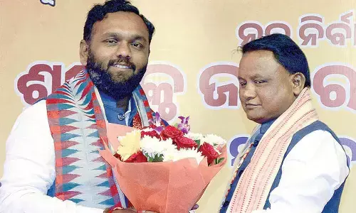 Majhi denounces Naveen’s ‘traitor’ remark