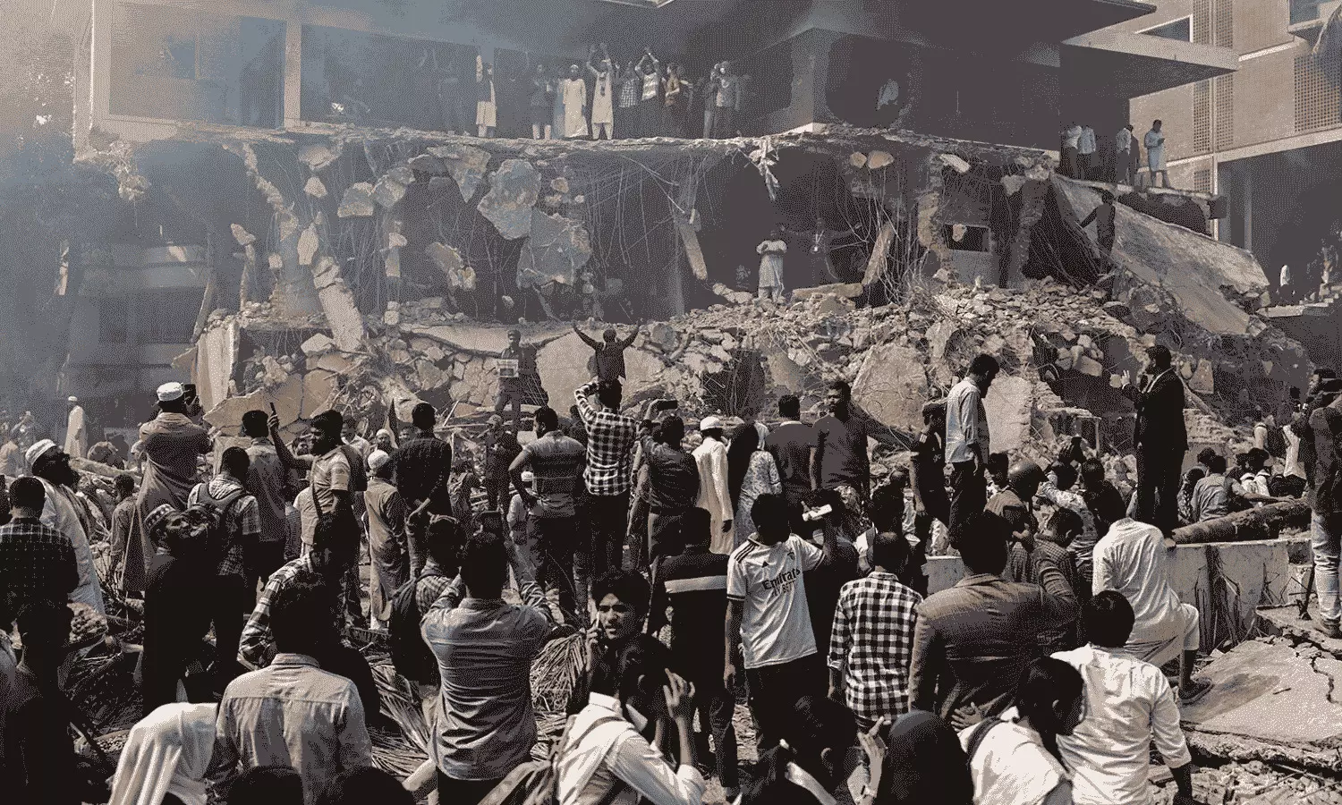 Tension rises in Dhaka after explosions occur hours before verdict involving Sheikh Hasina Tension rises in Dhaka after explosions occur hours before verdict involving Sheikh Hasina