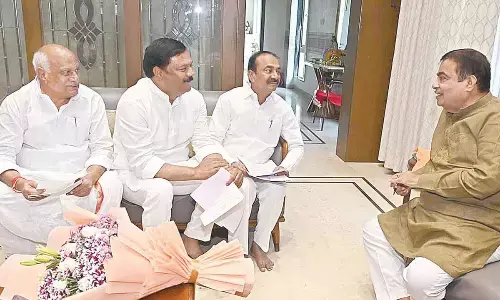 Eatela knocks on Gadkari’s doors to speed up Hyd flyovers