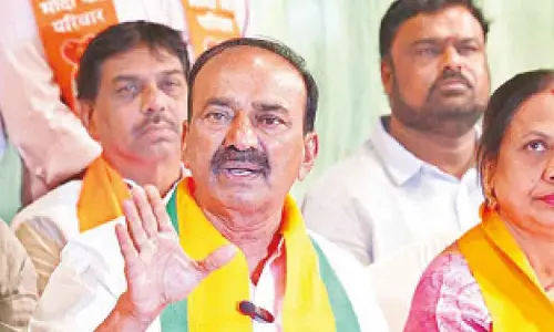 Eatala asks BJP workers not to get fazed by JH debacle