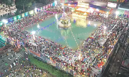 Laksha deepotsavam marks Kartika Monday in Srisailam