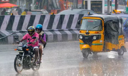 IMD warns of heavy rain in eight TN districts today