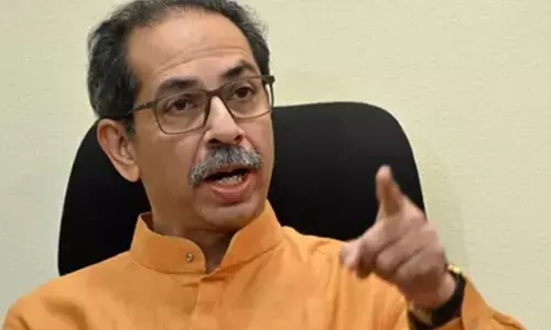 Suicidal, Uddhavs Shiv Sena attacks Congress for going solo in BMC polls