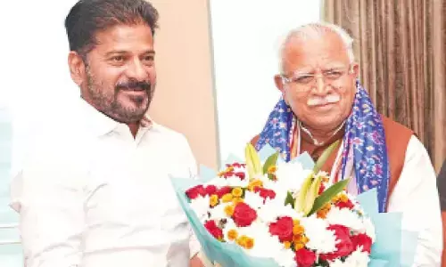 CM seeks Centre’s help to wrap up key projects