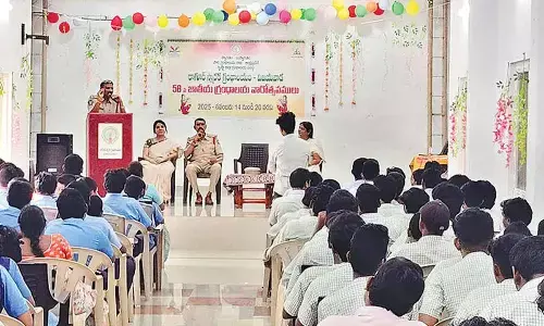 Students told to stay away from drugs