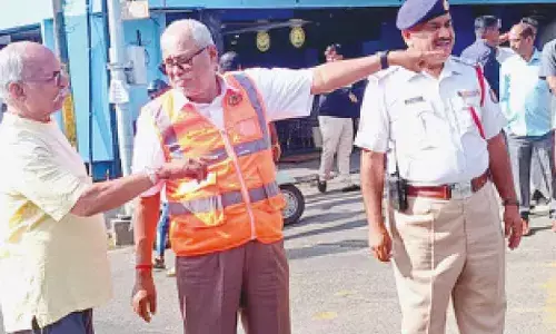 BJP MLA dons role of traffic constable