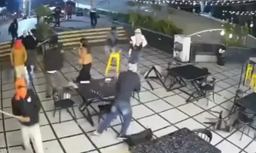 Over 20 masked men vandalise restaurant in Bhopal, police launch probe