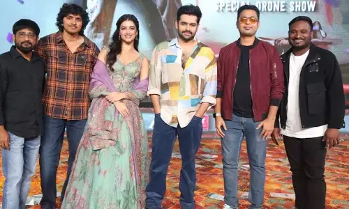 ‘AKT’ trailer launches with grand fan frenzy in Kurnool ‘AKT’ trailer launches with grand fan frenzy in Kurnool