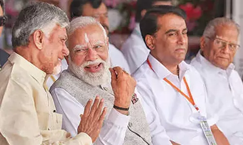 Sathya Sai Baba showed world path of service: Naidu