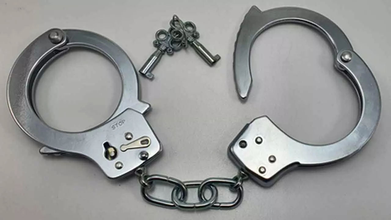 6 held for businessman’s murder in Old City; 6 still at large 6 held for businessman’s murder in Old City; 6 still at large