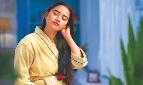 Heat styling this wedding season? Oiling is your hair’s best friend