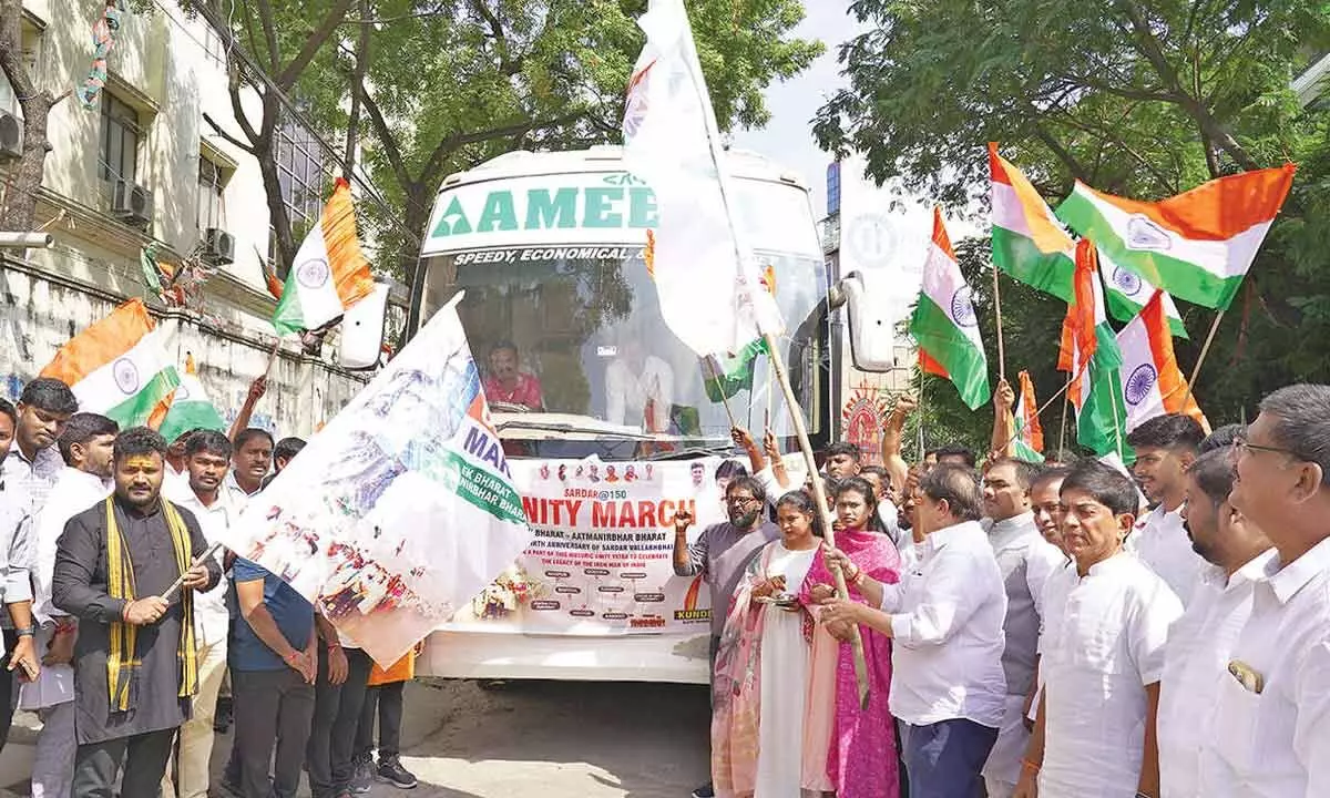 City salutes Sardar Patel with grand unity march City salutes Sardar Patel with grand unity march