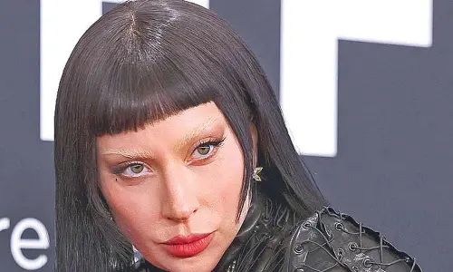 Lady Gaga changes hair colour back to black Lady Gaga changes hair colour back to black