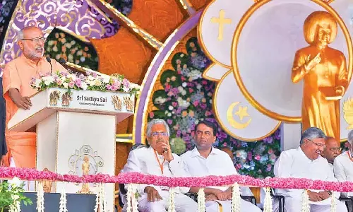 Bhagwan, an embodiment of peace, love, selfless service: V-P