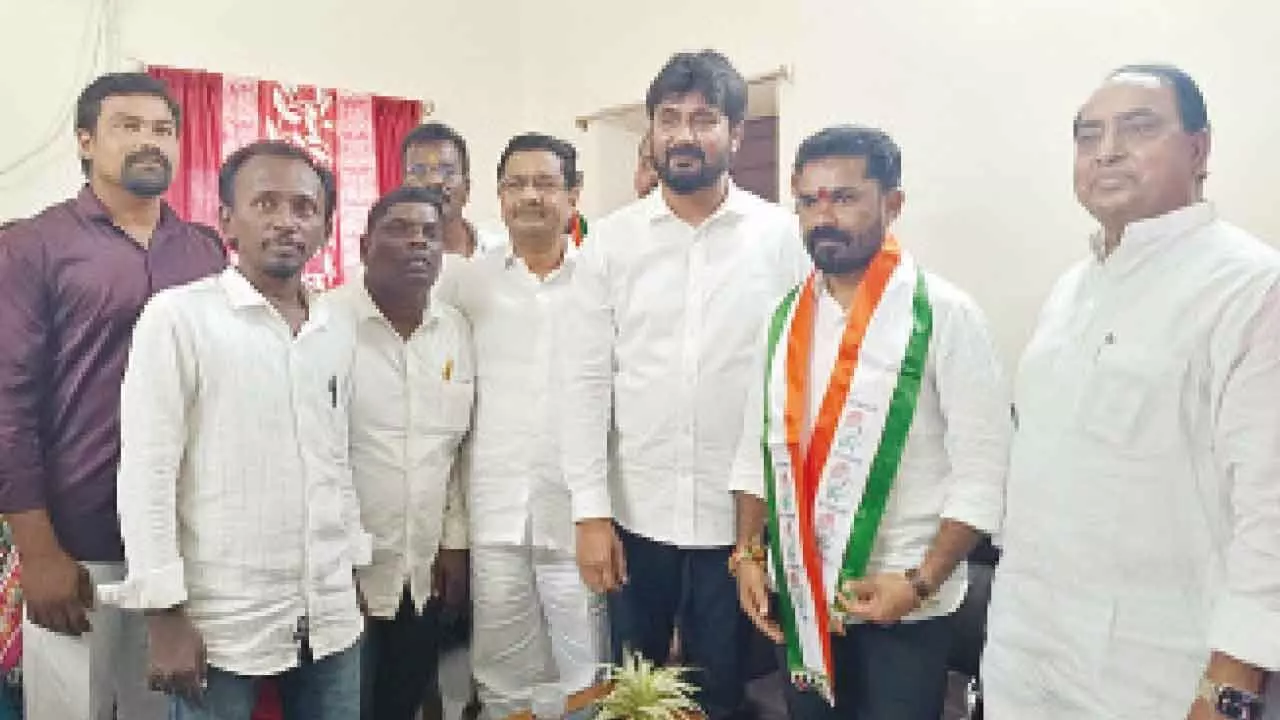 Grand felicitation to Nirmal DCC president Bojju Patel Grand felicitation to Nirmal DCC president Bojju Patel