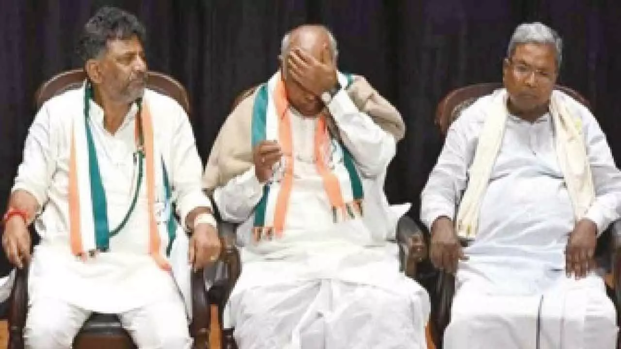 Delhi has to put full stop on CM change confusion: Sidda