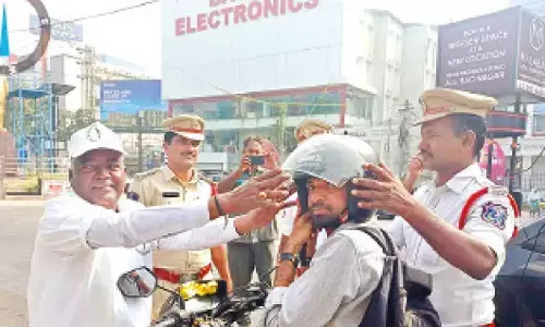 History-sheeters help police regulate traffic in Hyderabad