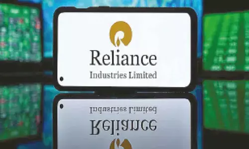 Reliance Industries’ mkt valuation hits Rs 21L cr mark