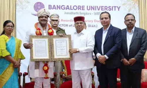 Bangalore University Confers Honorary Doctorate on Speaker U.T. Khader