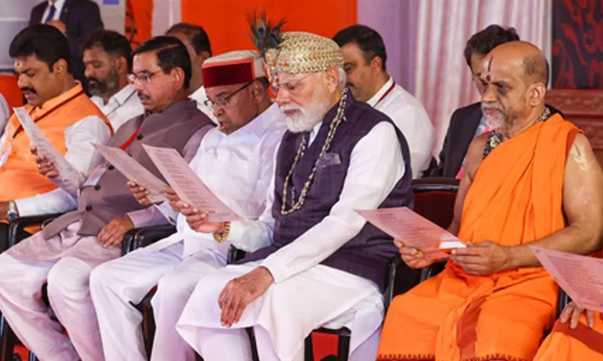 PM Modi joins Gita recitation in Udupi, says he received strength to serve better PM Modi joins Gita recitation in Udupi, says he received strength to serve better