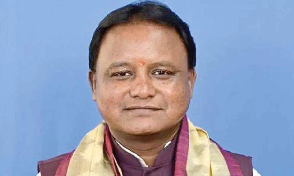 CM presents Rs 17K cr supplementary budget CM presents Rs 17K cr supplementary budget