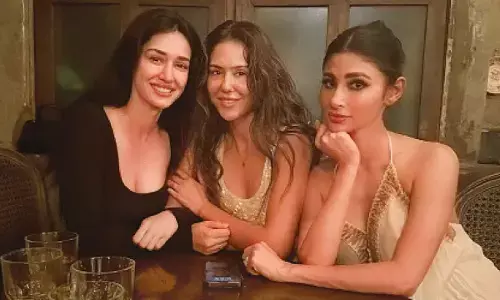 Mouni Roy enjoys date night with her girls Disha Patani & Sonam Bajwa