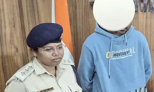 Man held for duping investors of Rs 50 cr