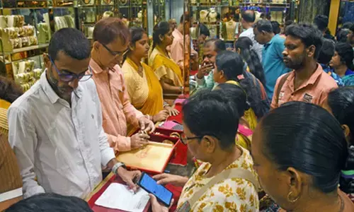 Gold sees notable rally amid rising expectations of US Fed rate cut