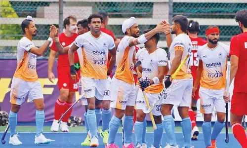 Jugraj stars as India trounce Canada 14-3