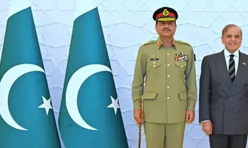 Pakistan - a neighbour in permanent freefall