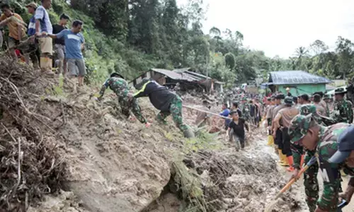 Indian mission in Medan offers condolences over floods, landslides in Indonesia
