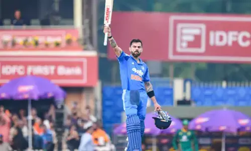 Dhoni-land’ dazzles after Virat turns back the clock
