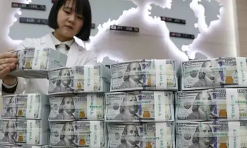 Net foreign selling in S. Korea hits all-time high in Nov Net foreign selling in S. Korea hits all-time high in Nov