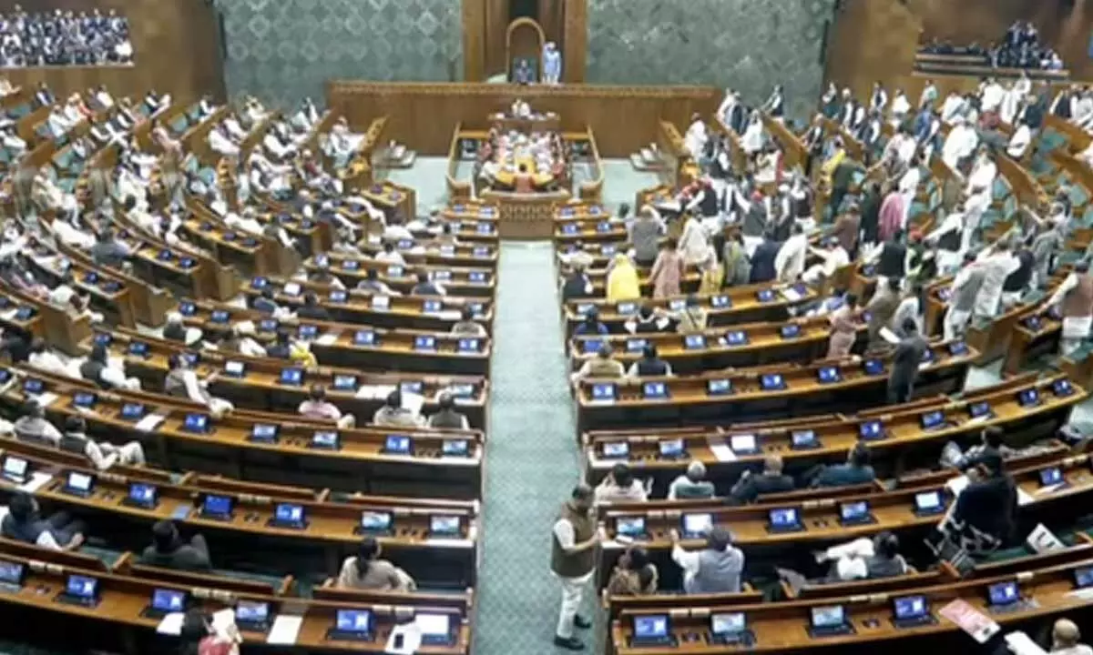 Lok Sabha pays tribute to Dharmendra, four other former members