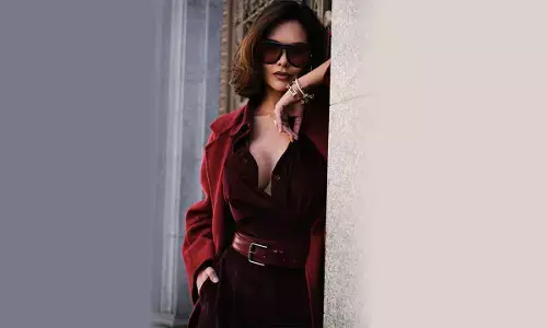 Esha Gupta’s effortless look turns heads