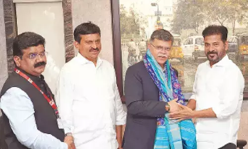 Low-cost HUDCO loans favoured by CM to boost housing, infrastructure