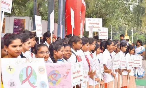 Rallies mark World AIDS Day