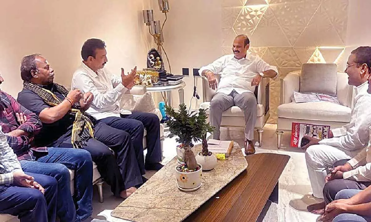 Kolusu calls upon employees to join ‘Swarna Andhra’ mission