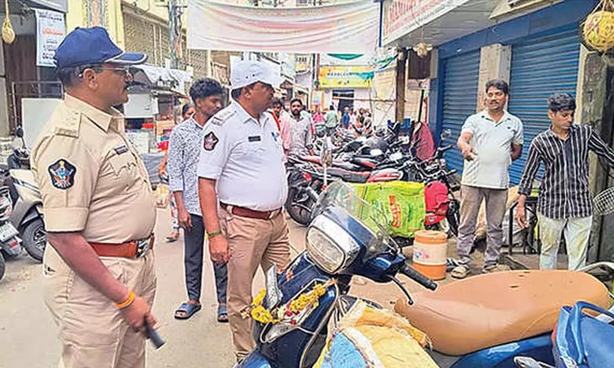 Encroachments at Sivalayam Street removed Encroachments at Sivalayam Street removed