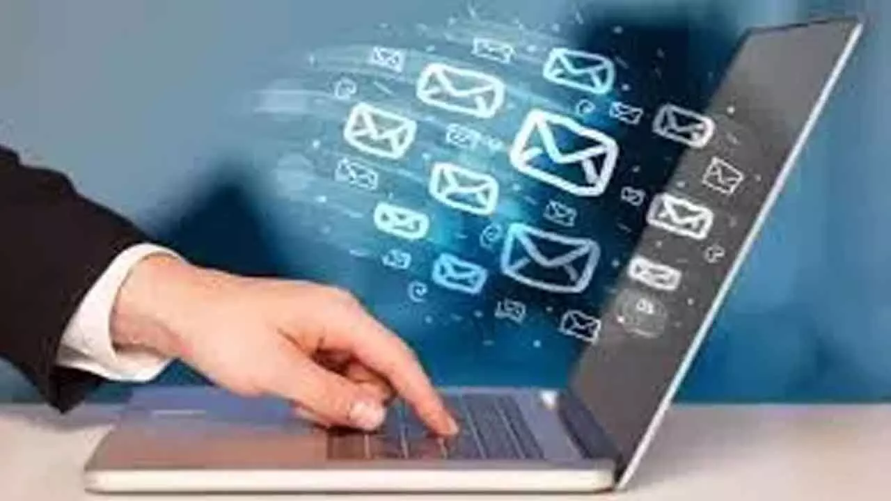 Police probe hoax email threatening blasts Police probe hoax email threatening blasts